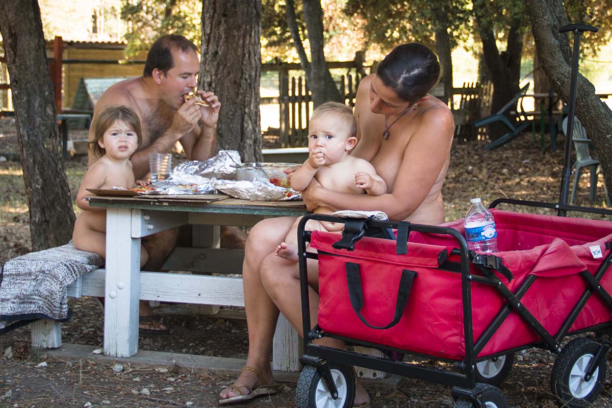 French Nude Beach Couples - Why French Families go Massively for Naturism - Naked Wanderings